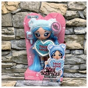 New Lily Serang Sweetest Hearts MGA Entertainment Na Surprise Fashion Doll NIB